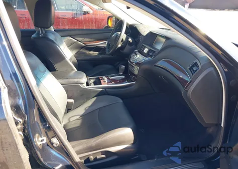 2019 Infiniti Q70L 3.7X Luxe z USA, uszkodzony, nr VIN JN1BY1PR5KM725605